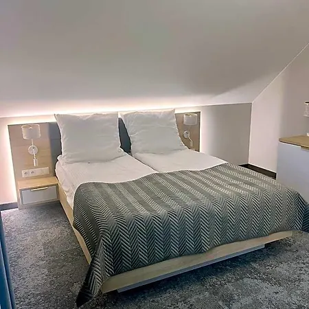 Hotel Selavi Jastrzebia *